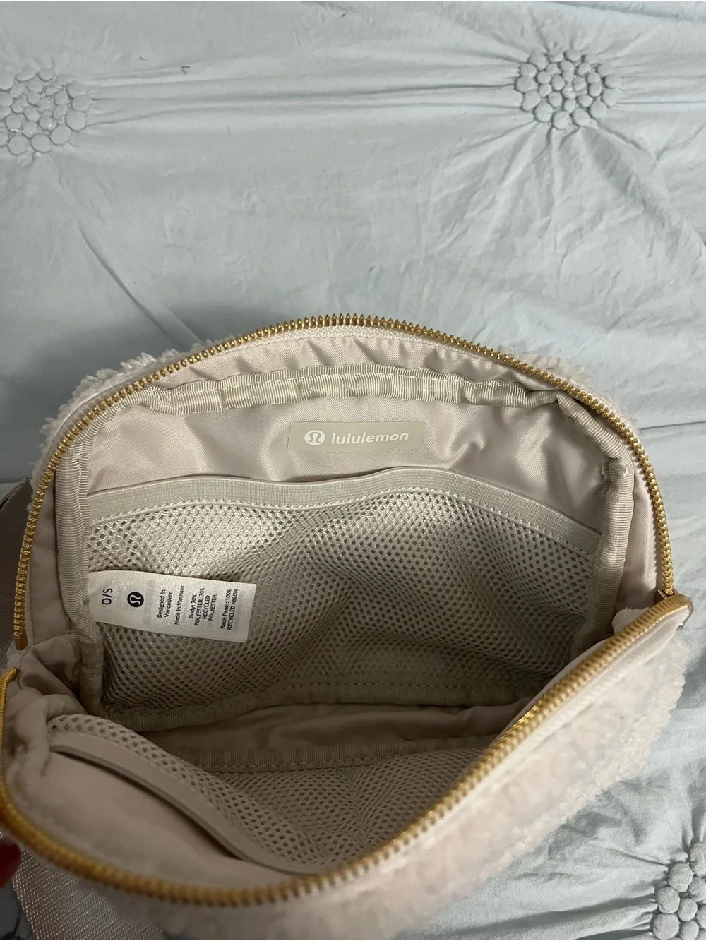 Women’s Cream Sherpa Belt Bag - Lululemon